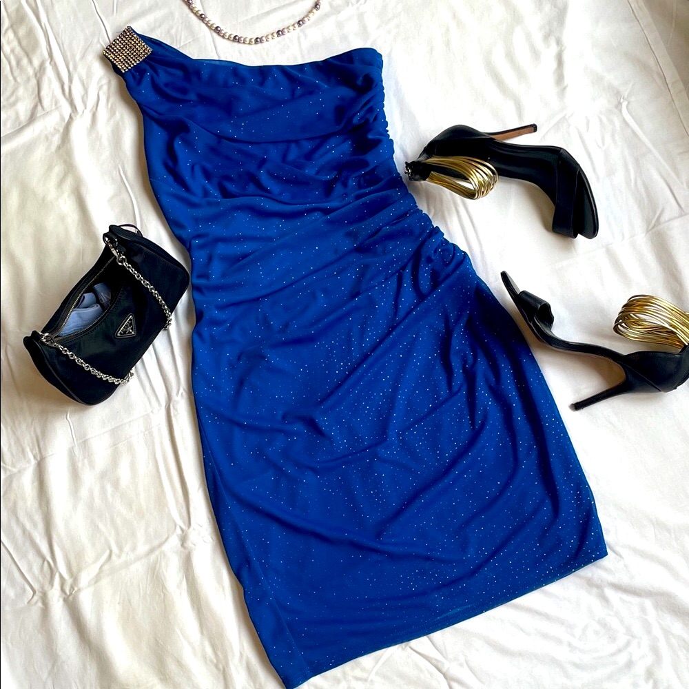 Le Chateau Blue One-Shoulder Sparkly Cocktail Dress Asymmetrical